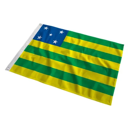 Bandeira de Goiás ao vento