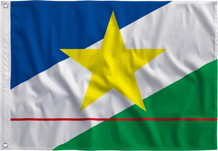 Bandeira de Roraima esticada, vista de frente