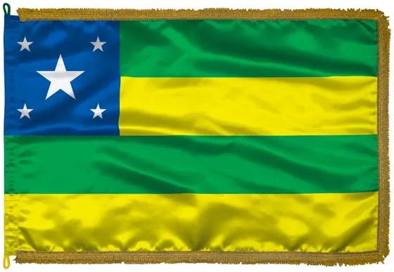 Bandeira de Sergipe em cetim com franja dourada