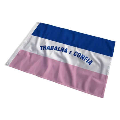 Bandeira do Espírito Santo ao vento