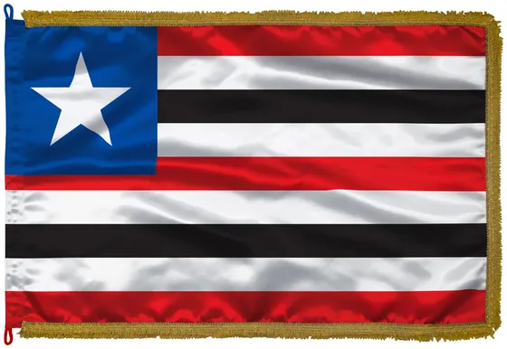 Bandeira do Maranhão em cetim com franja dourada